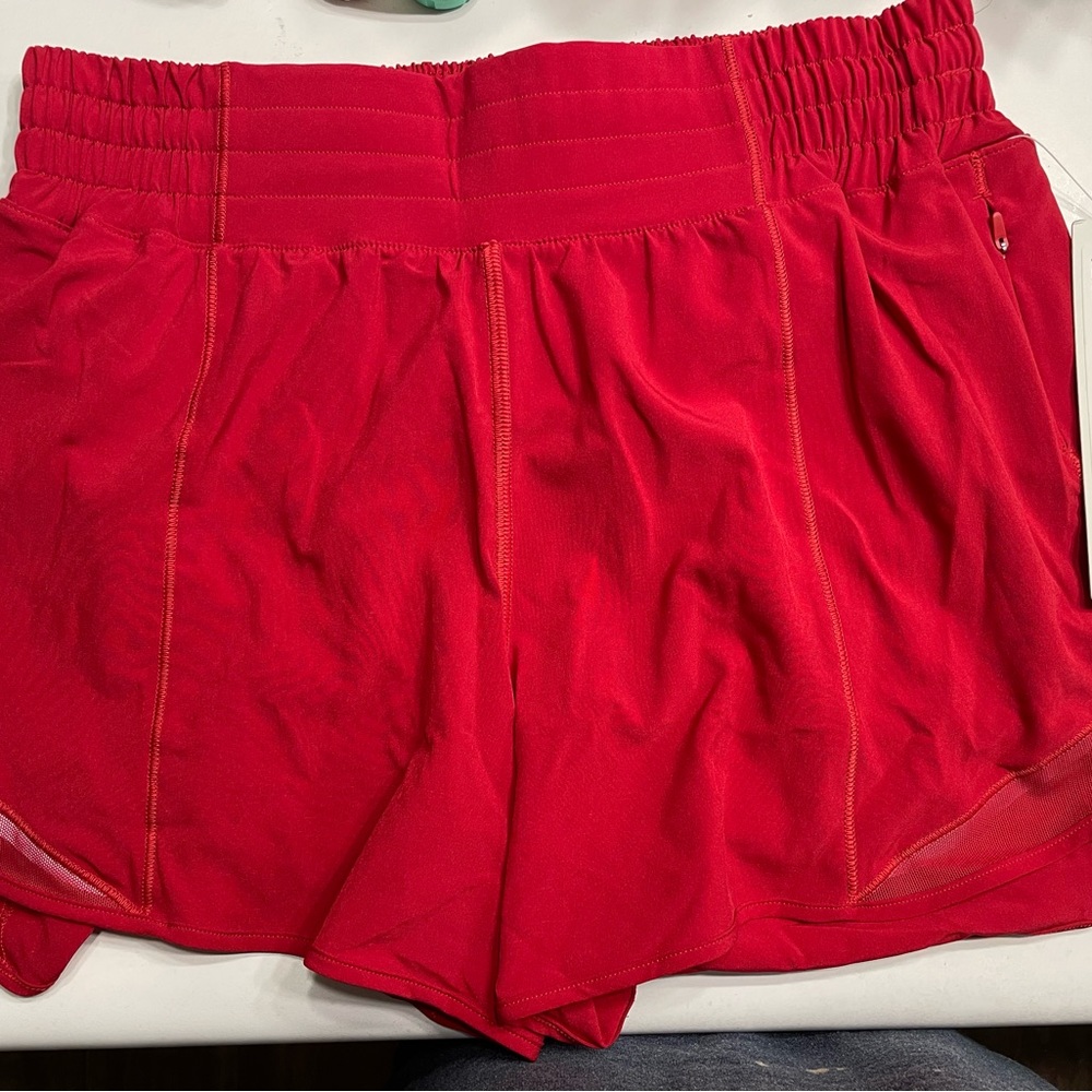 Lululemon Hotty Hot HR Short 4" *Lined - Picture 3 of 6